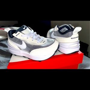 Infant/Toddler Nike Waffle One LTD new